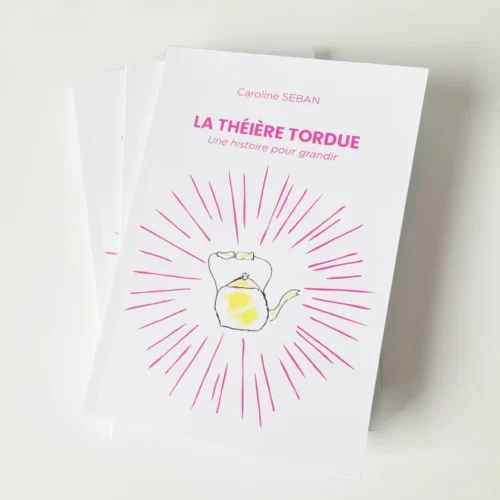 Le livre, La Théière Tordue, une histoire pour grandir